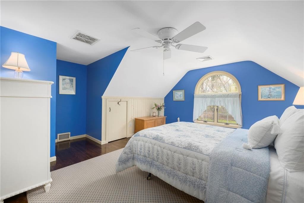 230 Kirby Avenue photo 39