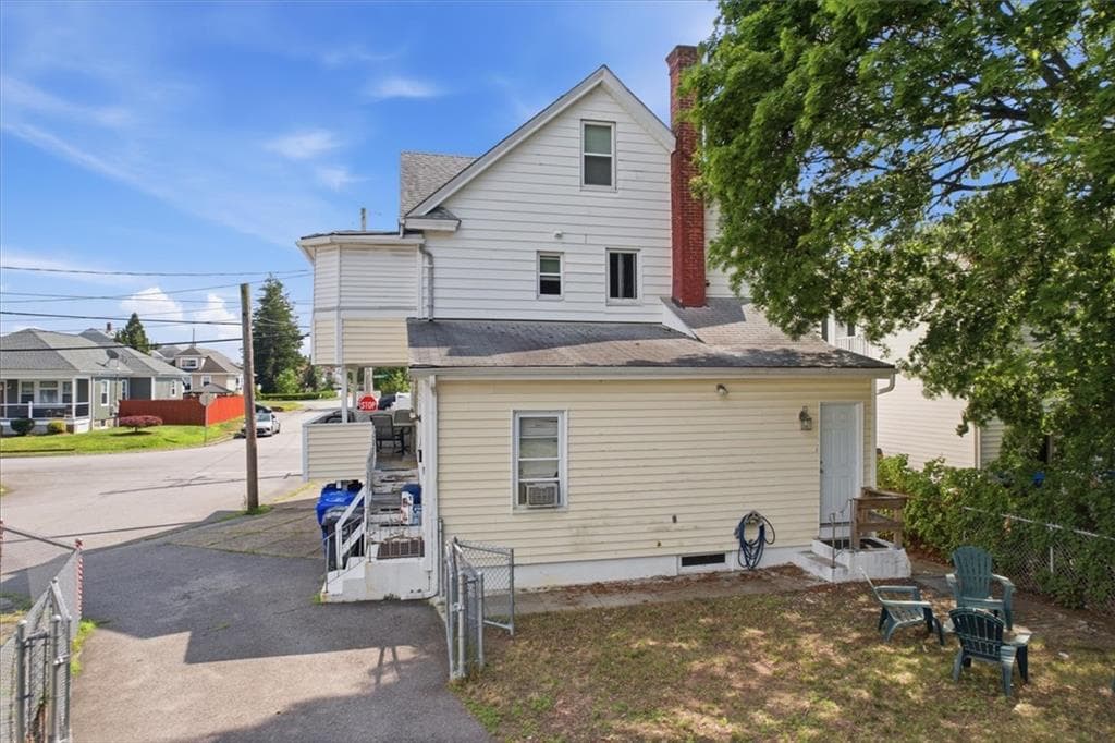44 Warwick Road photo 50