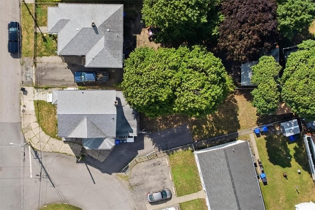 44 Warwick Road photo 35