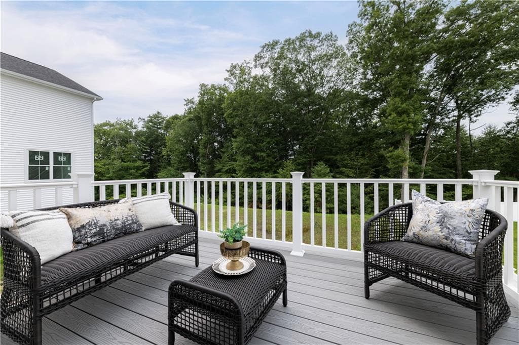 Single Family Residence at 9 Stoneridge Road, Smithfield, photo 22 of 48