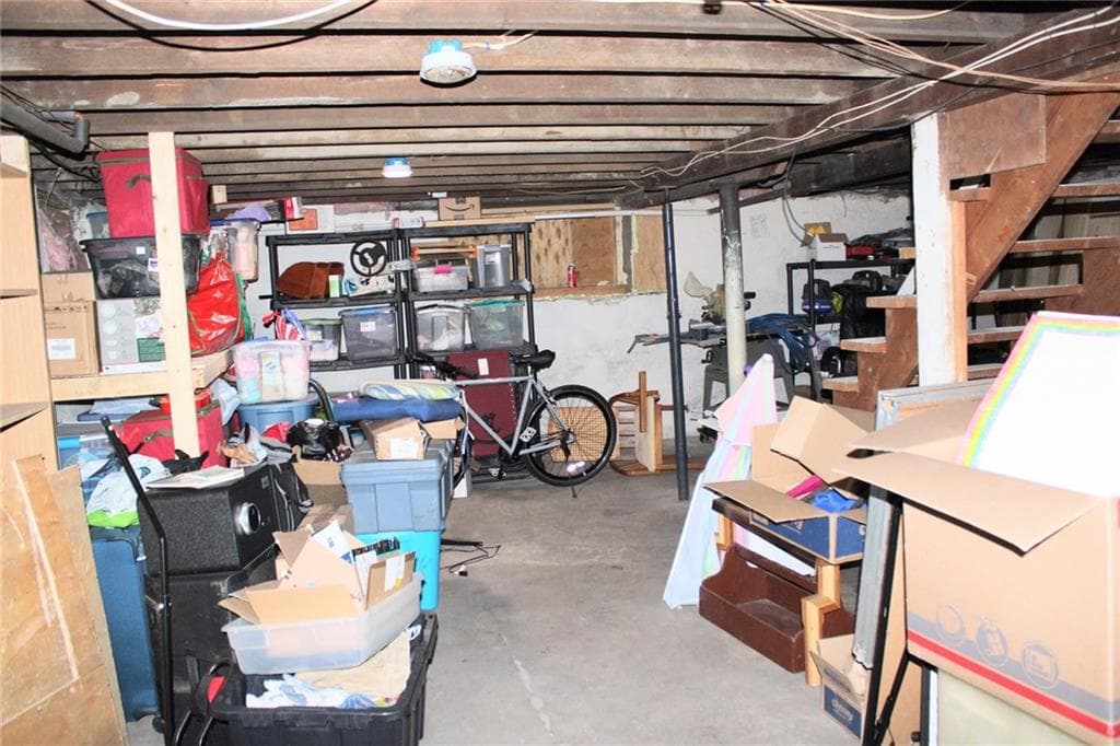 128 Fern Street photo 33