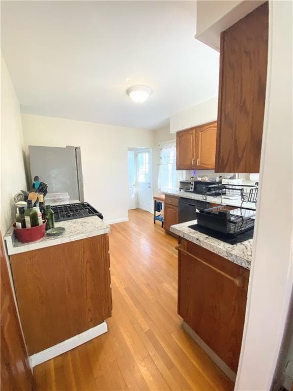 128 Fern Street photo 8