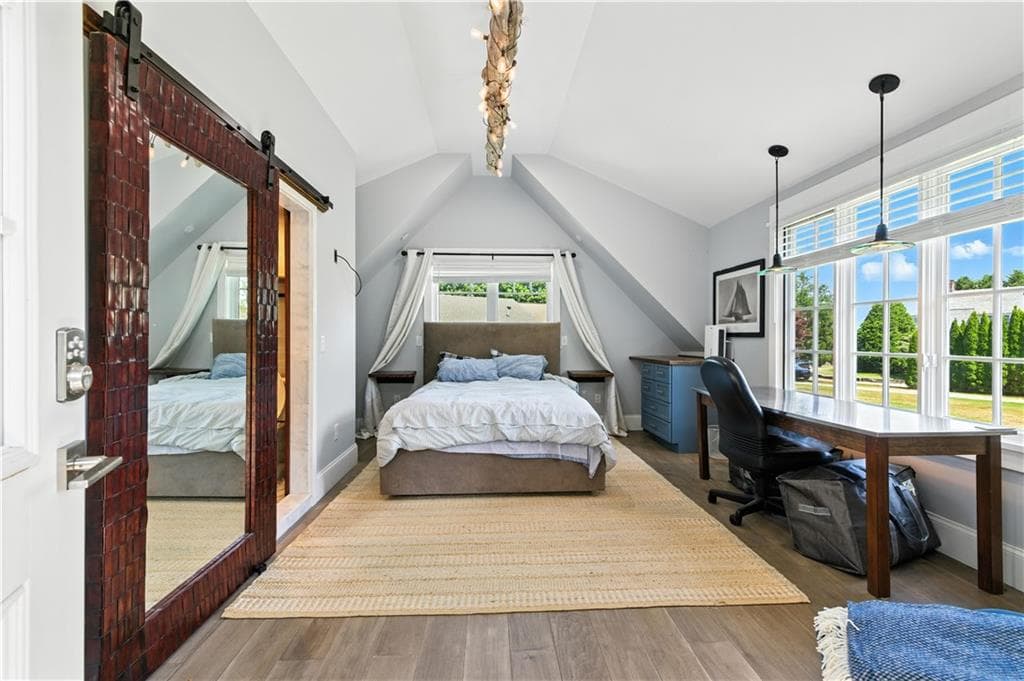 60 Avondale Road photo 28