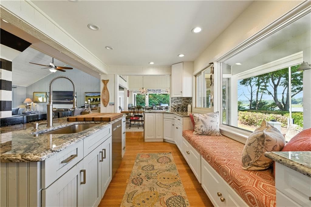 60 Avondale Road photo 14