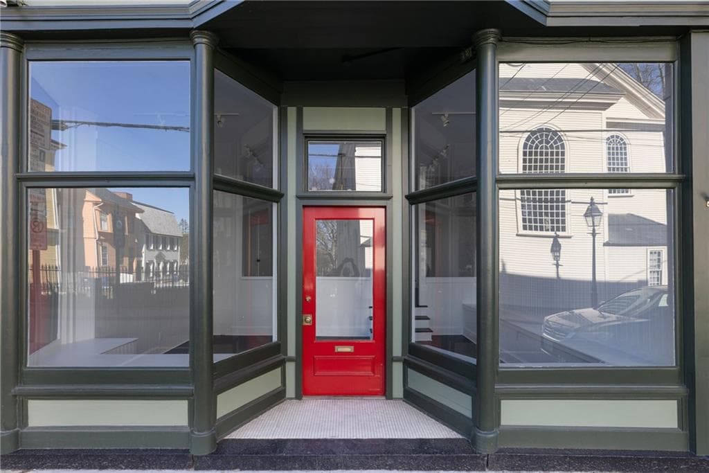 Commercial at 138 Spring Street UNIT 1, Newport, photo 2 of 26