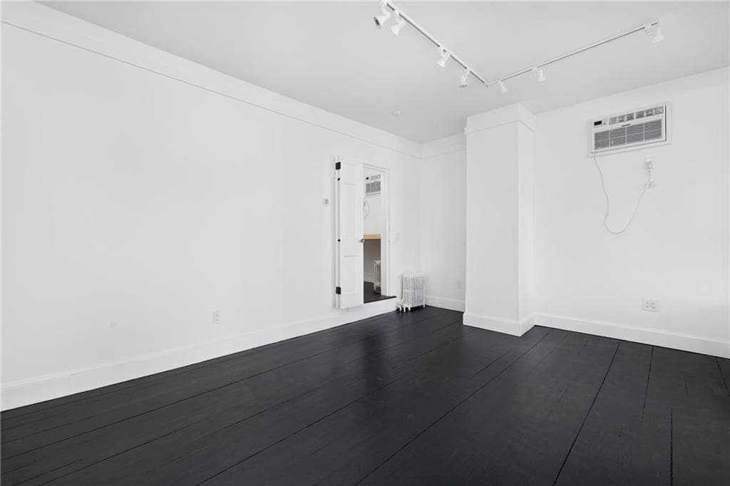 Commercial at 138 Spring Street UNIT 1, Newport, photo 20 of 26