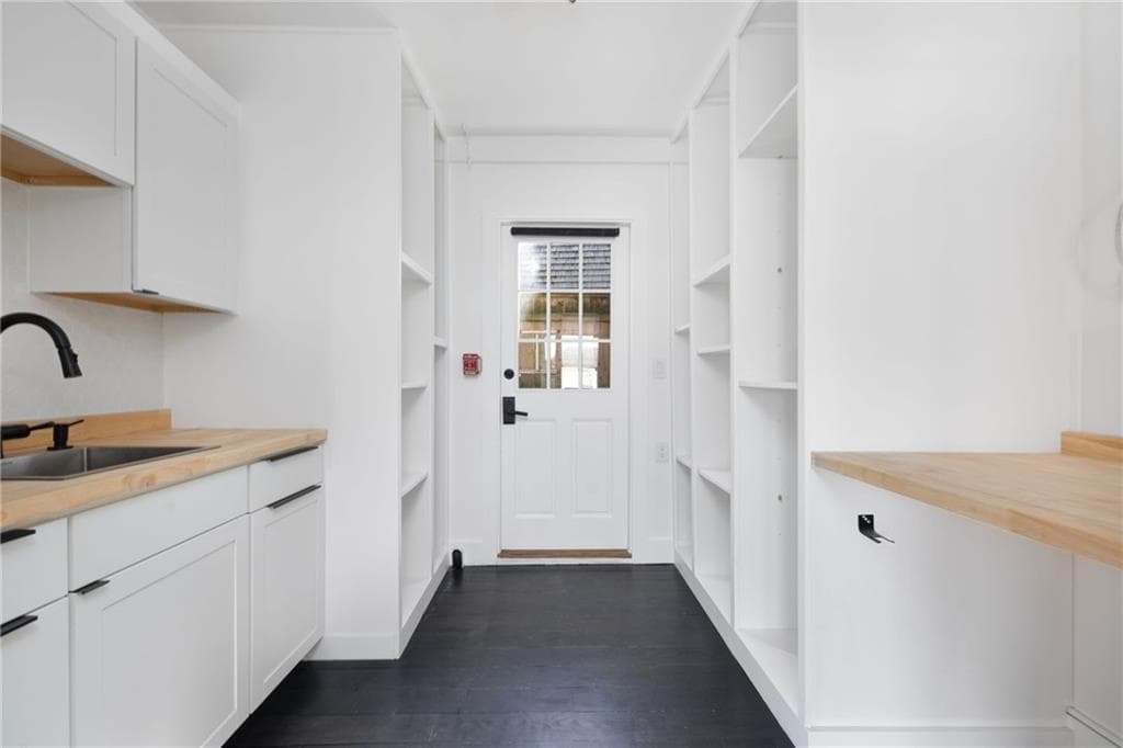 Commercial at 138 Spring Street UNIT 1, Newport, photo 21 of 26