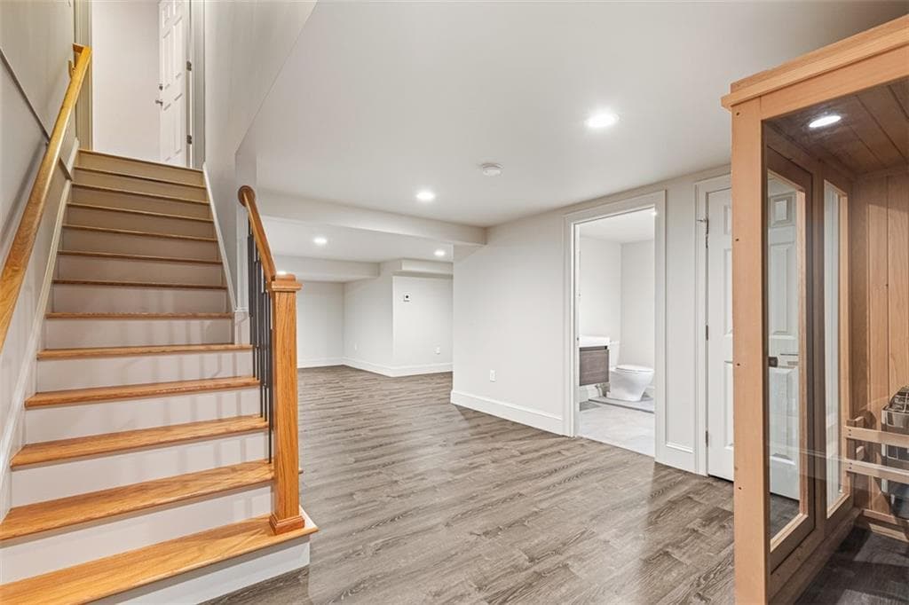 406 Blackstone Boulevard photo 41