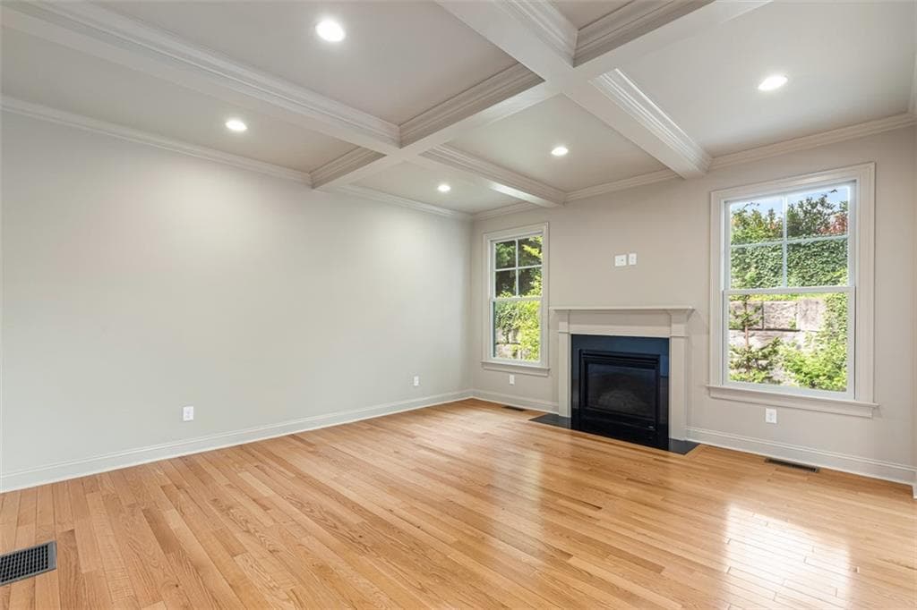 406 Blackstone Boulevard photo 19