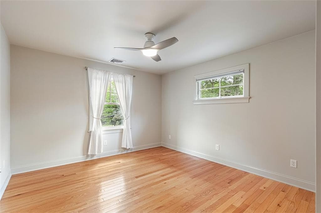 406 Blackstone Boulevard photo 39