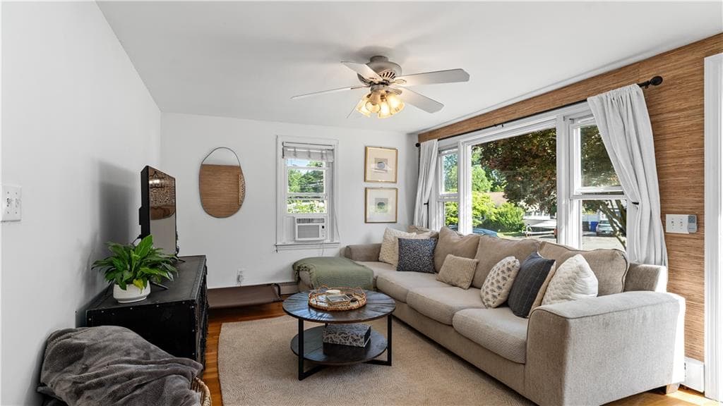 5 Flynn Terrace photo 9