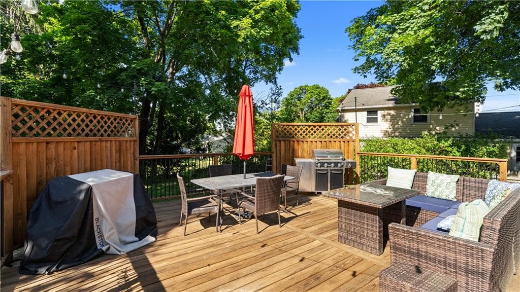 5 Flynn Terrace photo 33
