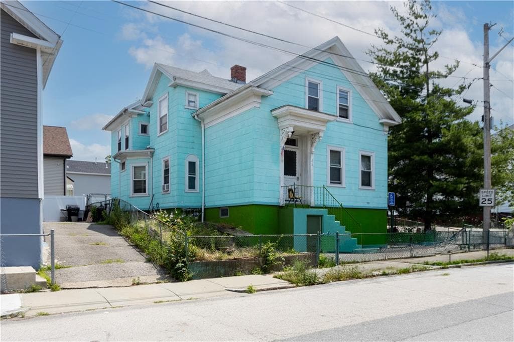 Multi Family at 216 Ocean Street, Providence, photo 2 of 25