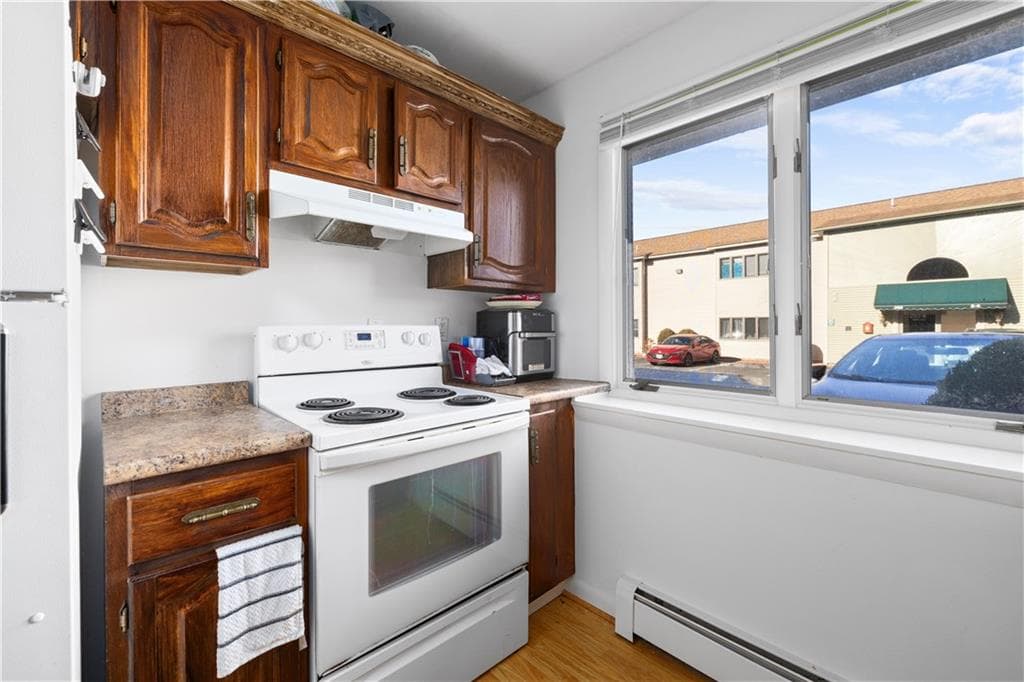 13 Village Court UNIT 13 photo 6