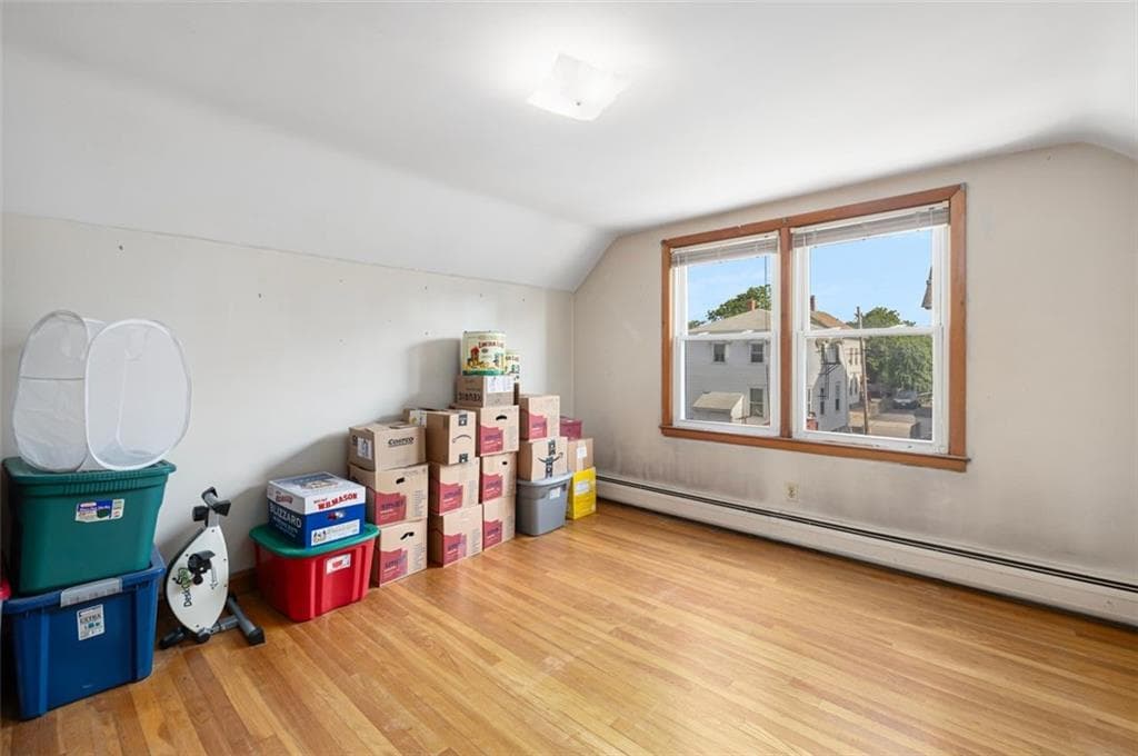 28 Lincoln Avenue photo 6