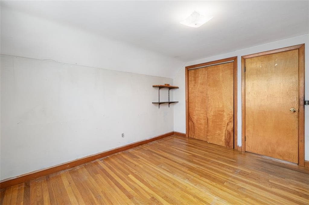 28 Lincoln Avenue photo 7