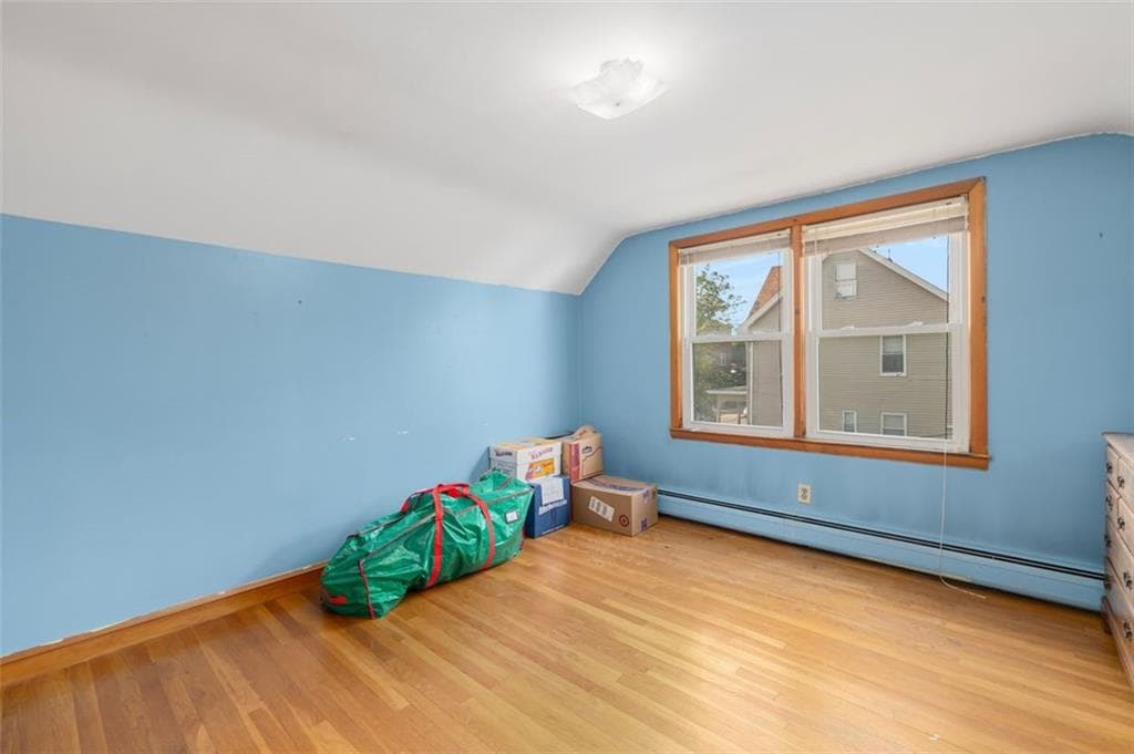 28 Lincoln Avenue photo 3
