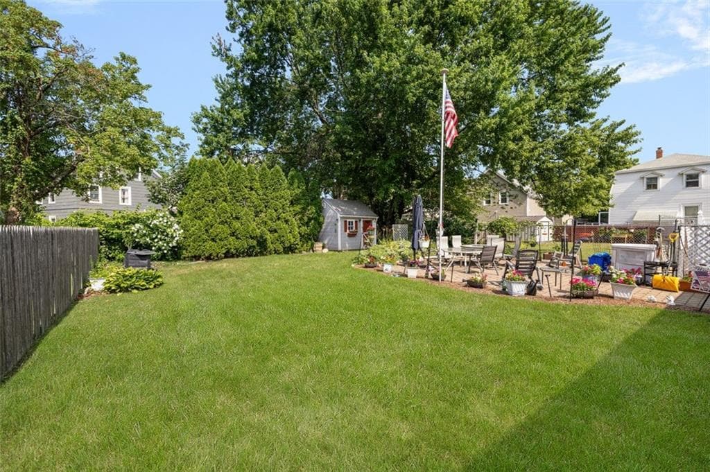 28 Lincoln Avenue photo 36