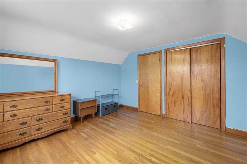 28 Lincoln Avenue photo 9