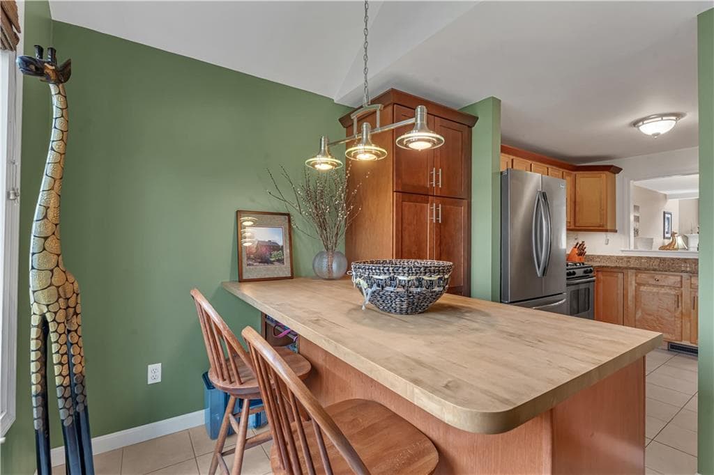 Condominium at 80 Fisher Road UNIT 77, Cumberland, photo 3 of 34