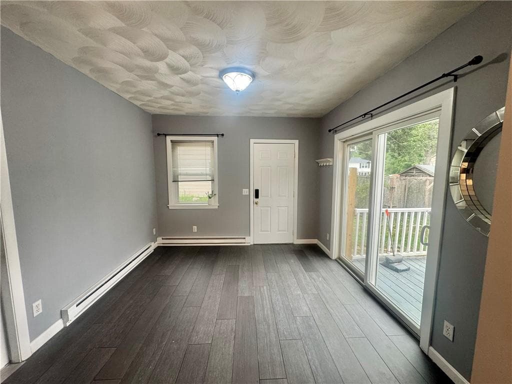 Single Family Residence at 42 Locust Glen Drive, Cranston, photo 5 of 22