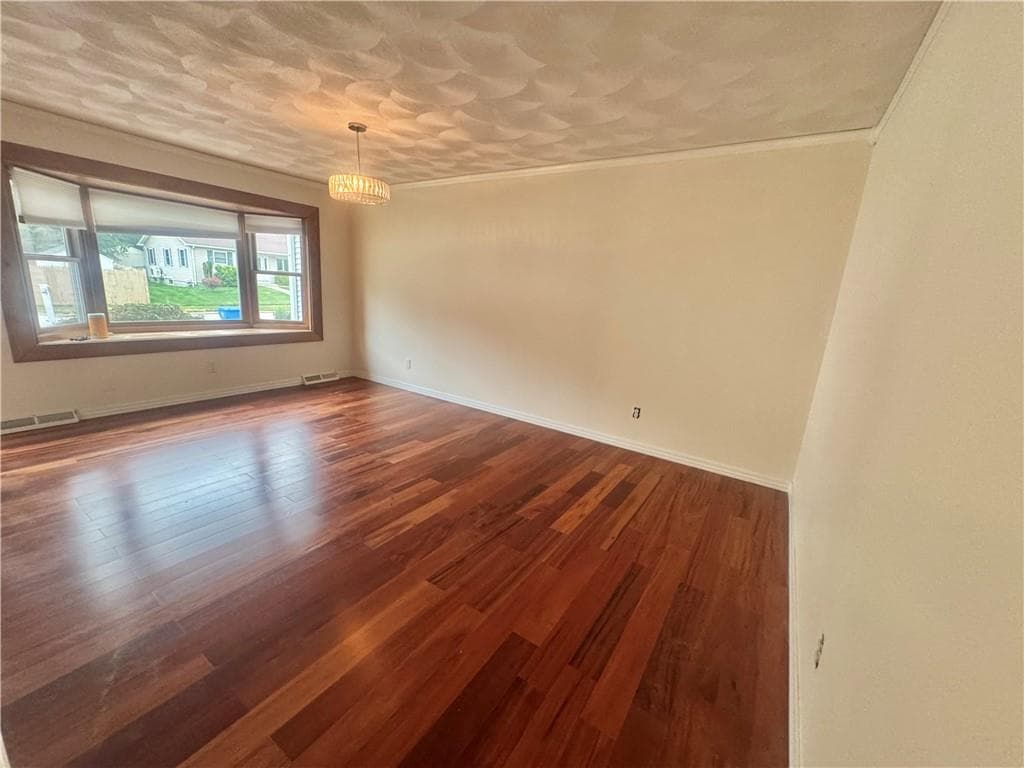 Single Family Residence at 42 Locust Glen Drive, Cranston, photo 4 of 22