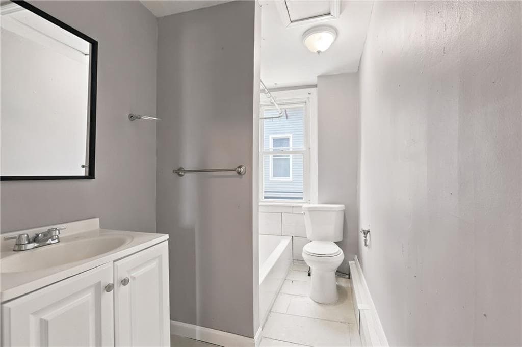 Multi Family at 21 Sackett Street Street, Providence, photo 15 of 36