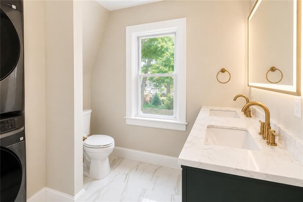 Single Family Residence at 15 Redfern Street, North Providence, photo 18 of 43
