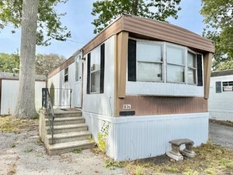 836 Forest Park Avenue photo 9