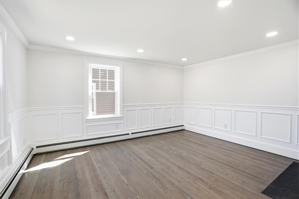 Single Family Residence at 45 Metropolitian park Drive, East Providence, photo 5 of 29