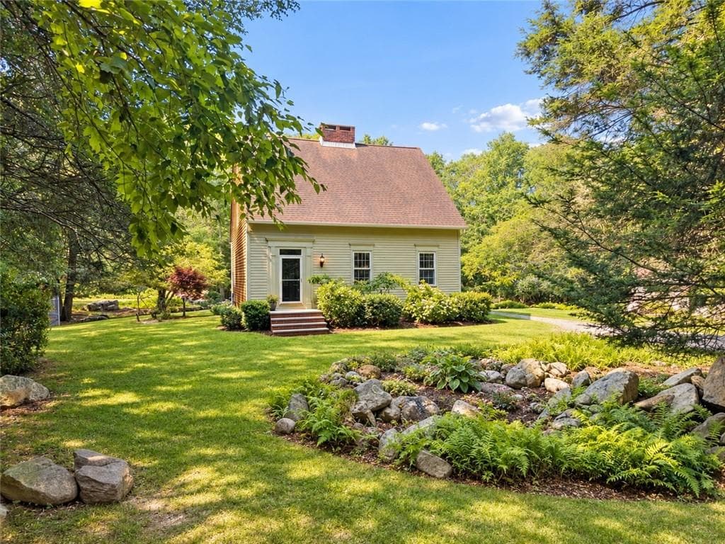 840 Lake Road