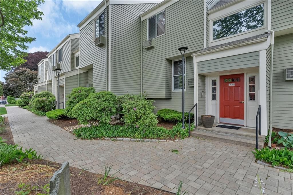 274 Main Street UNIT 42