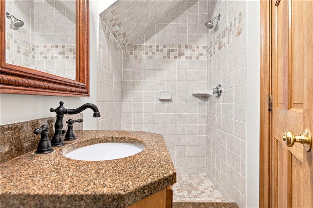 45 Pine Swamp Road photo 12