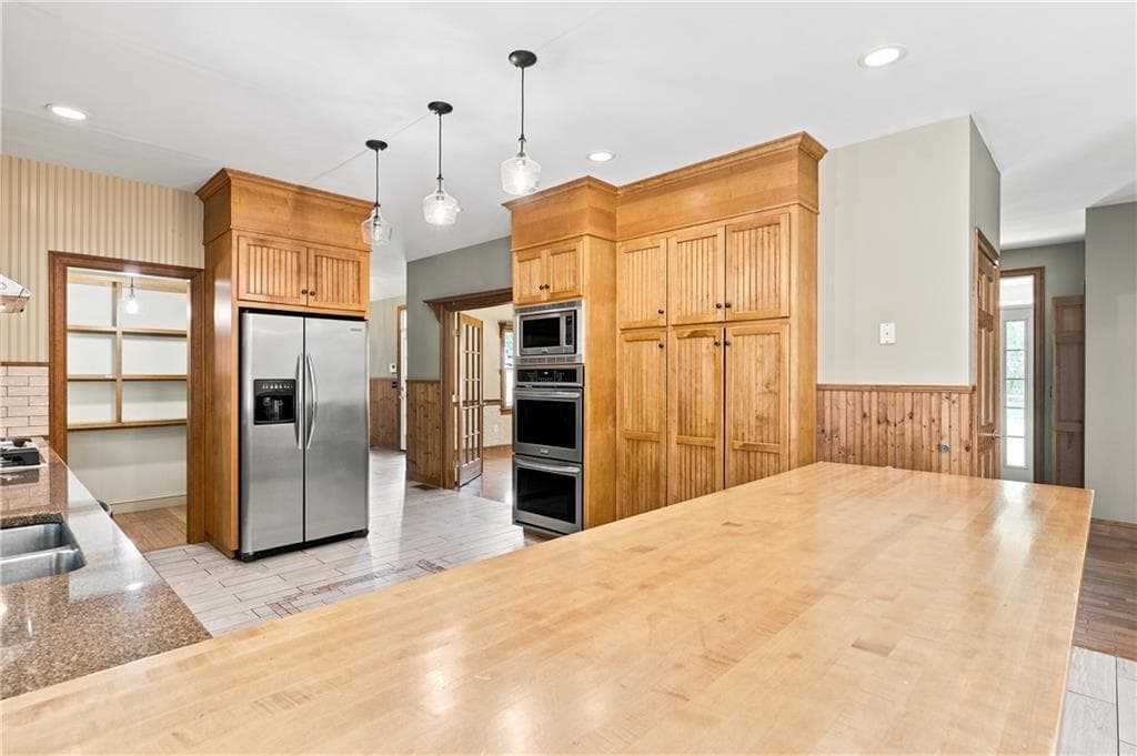 45 Pine Swamp Road photo 4