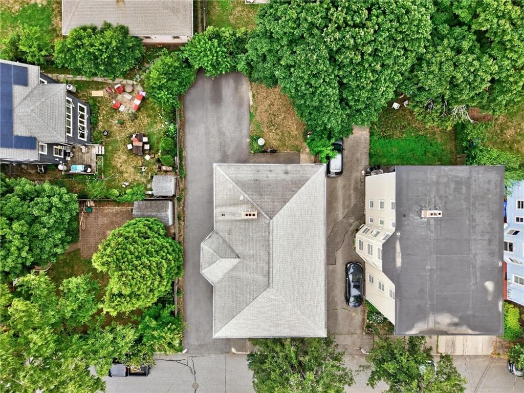 Multi Family at 68 9th Street, Providence, photo 4 of 43