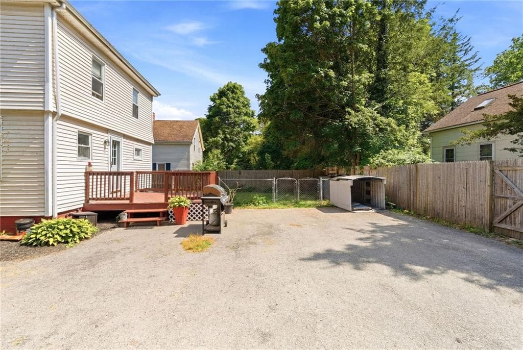 Multi Family at 515 Davisville Road, North Kingstown, photo 28 of 29