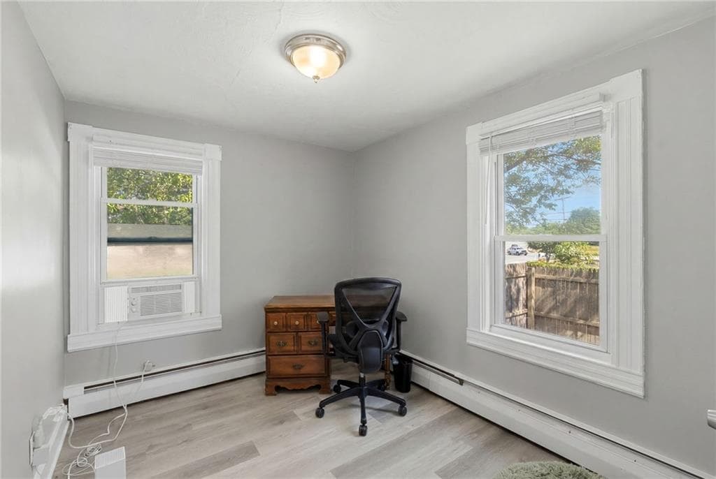 Multi Family at 515 Davisville Road, North Kingstown, photo 10 of 29