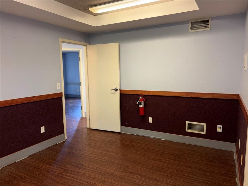 1119 Reservoir Avenue UNIT B photo 11