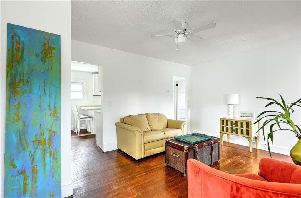 59 Booth Avenue photo 13