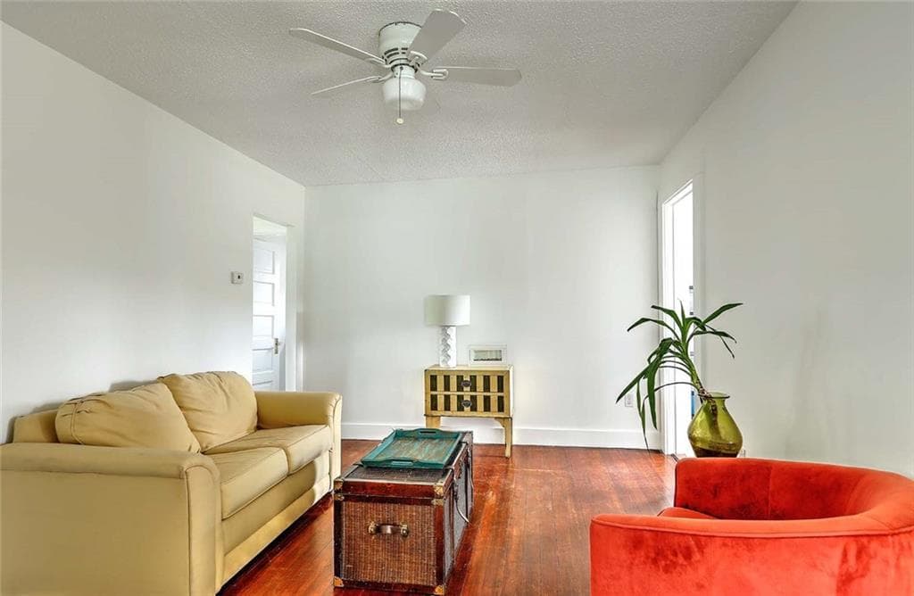 59 Booth Avenue photo 14