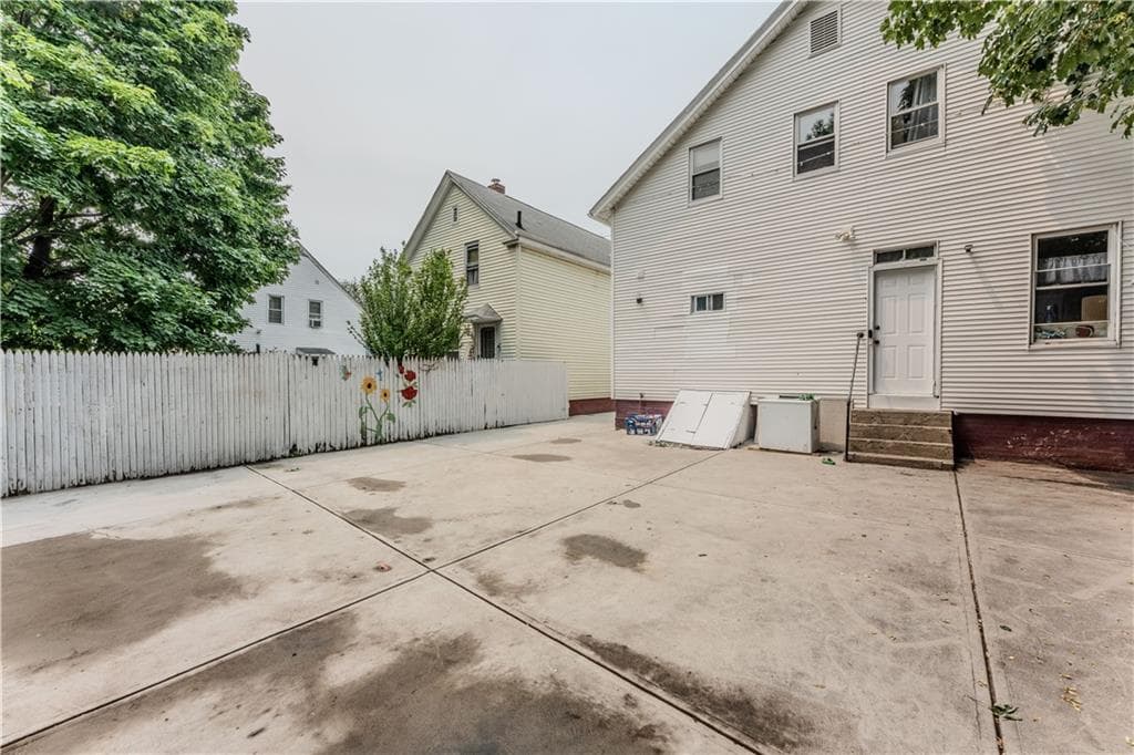 Single Family Residence at 98 Stanwood Street, Providence, photo 2 of 15