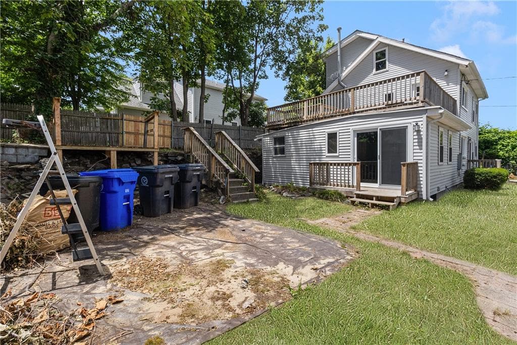 Single Family Residence at 155 Stanton Avenue, East Providence, photo 5 of 36