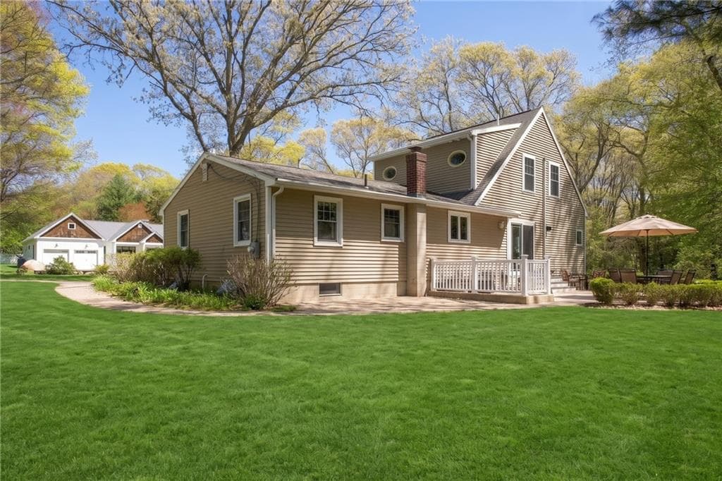 Single Family Residence at 102 Woodbine Road, South Kingstown, photo 3 of 42