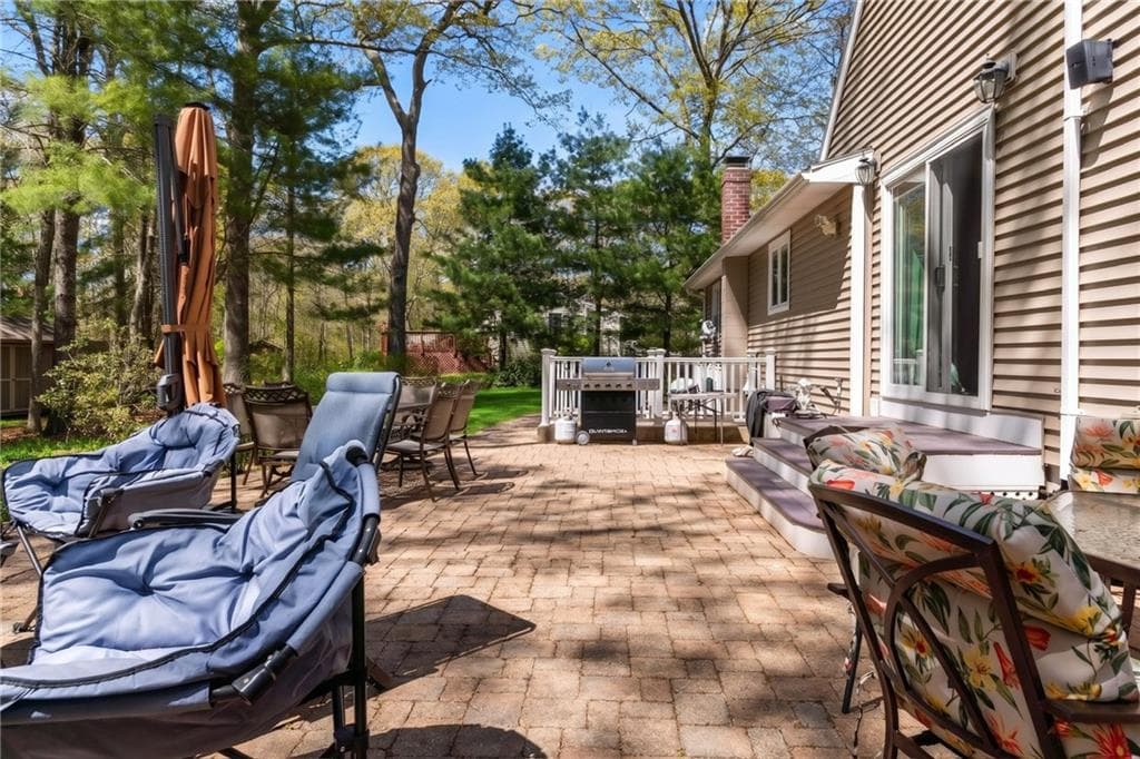 Single Family Residence at 102 Woodbine Road, South Kingstown, photo 38 of 42