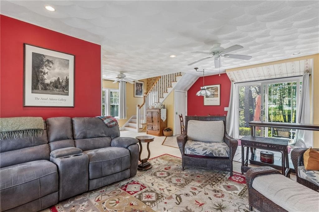 Single Family Residence at 102 Woodbine Road, South Kingstown, photo 10 of 42