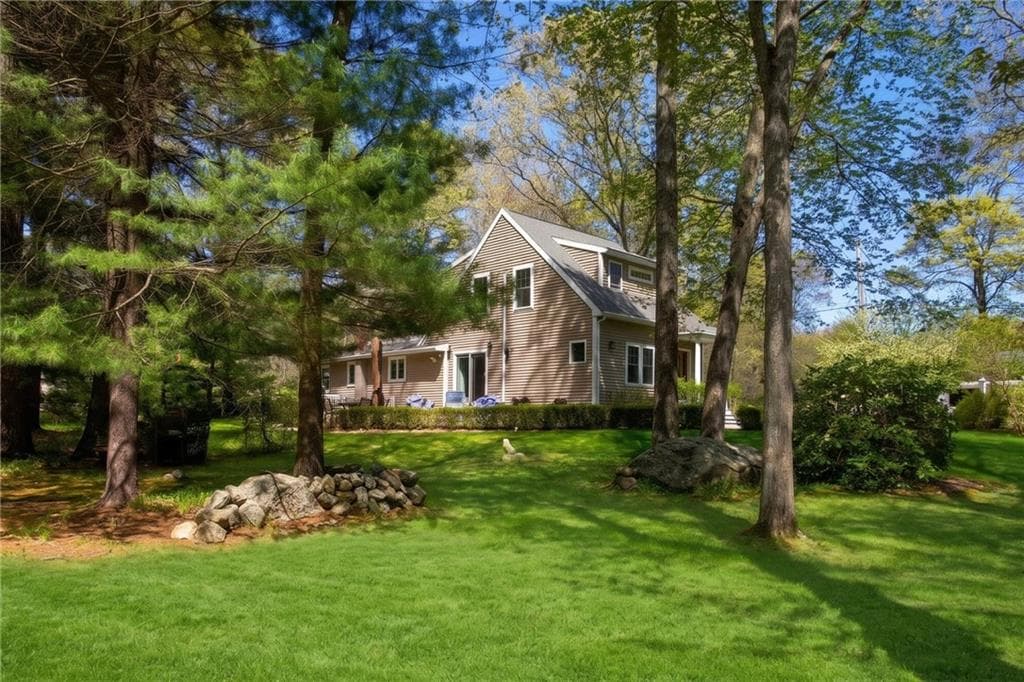 Single Family Residence at 102 Woodbine Road, South Kingstown, photo 39 of 42