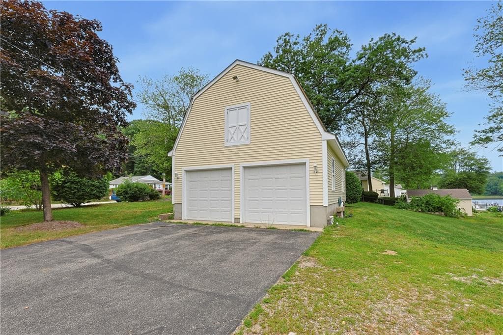 200 Waterman Lake Drive photo 36