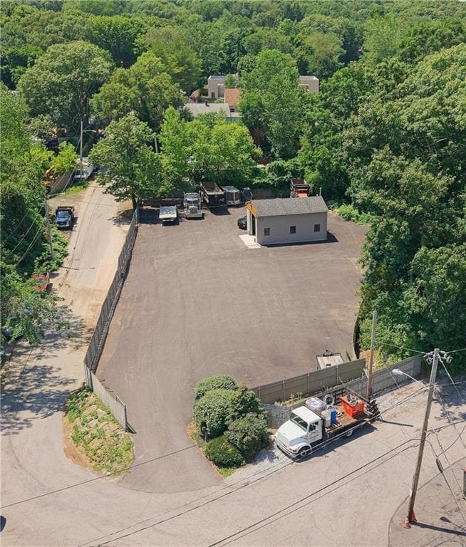 41 Starr Street photo 2