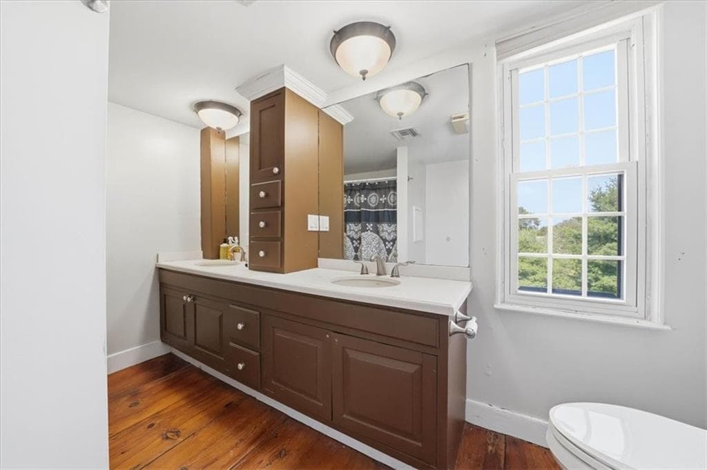 32 Equestrian Way photo 23