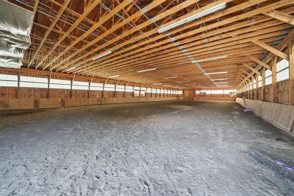 32 Equestrian Way photo 46